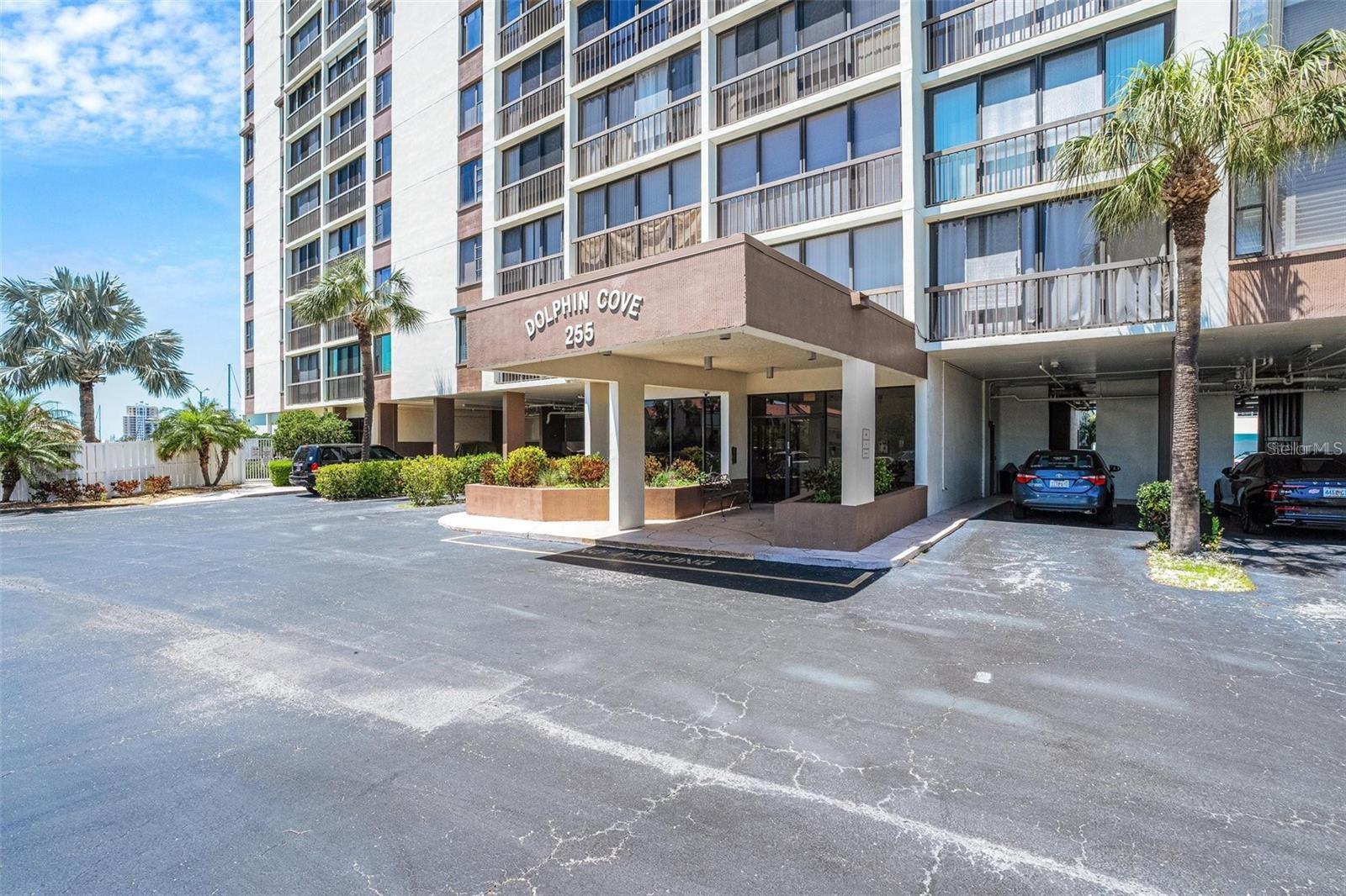 255 DOLPHIN PT #414, CLEARWATER BEACH, FL, 33767