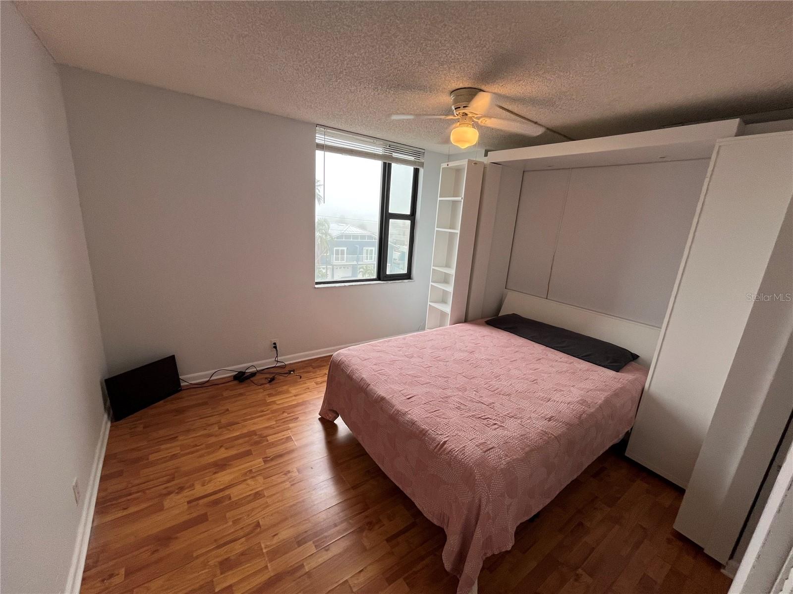 255 DOLPHIN PT #414, CLEARWATER BEACH, FL, 33767