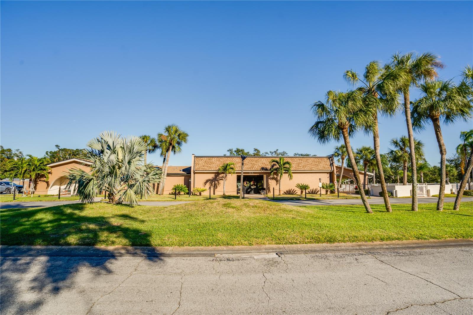 2930 FEATHER DR, CLEARWATER, FL, 33759