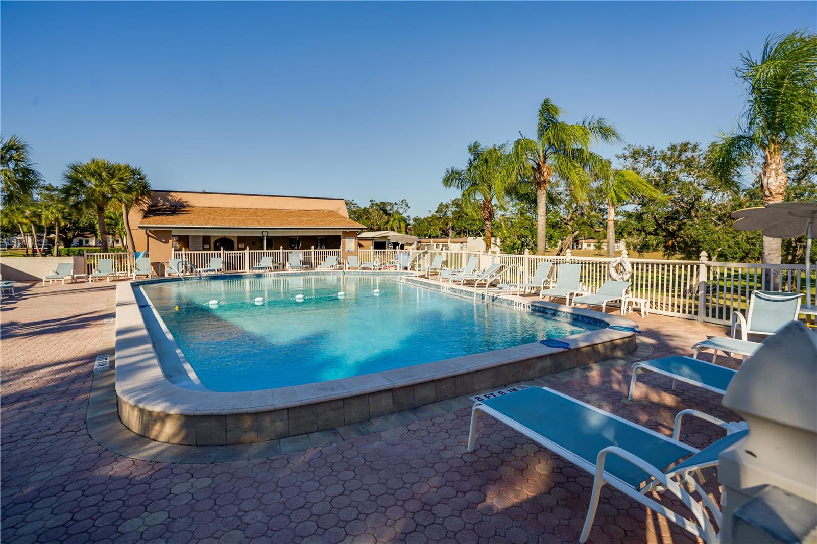 2930 FEATHER DR, CLEARWATER, FL, 33759