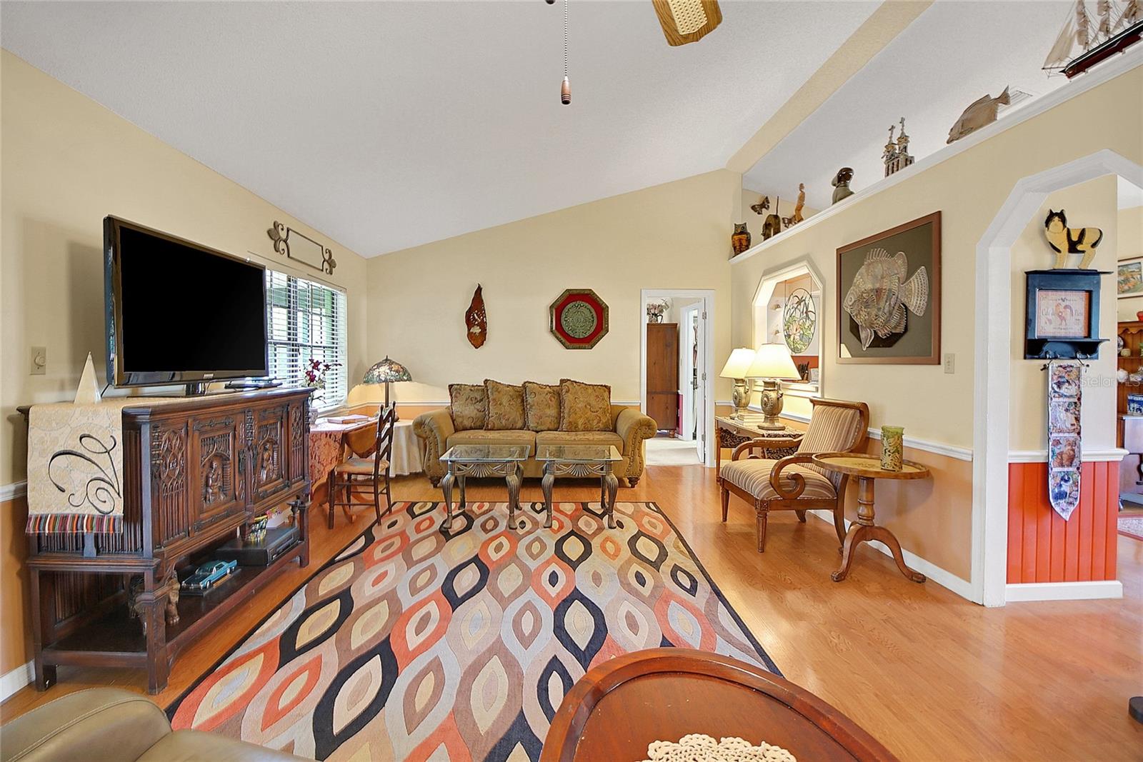 1208 HILLTOP DR, MOUNT DORA, FL, 32757