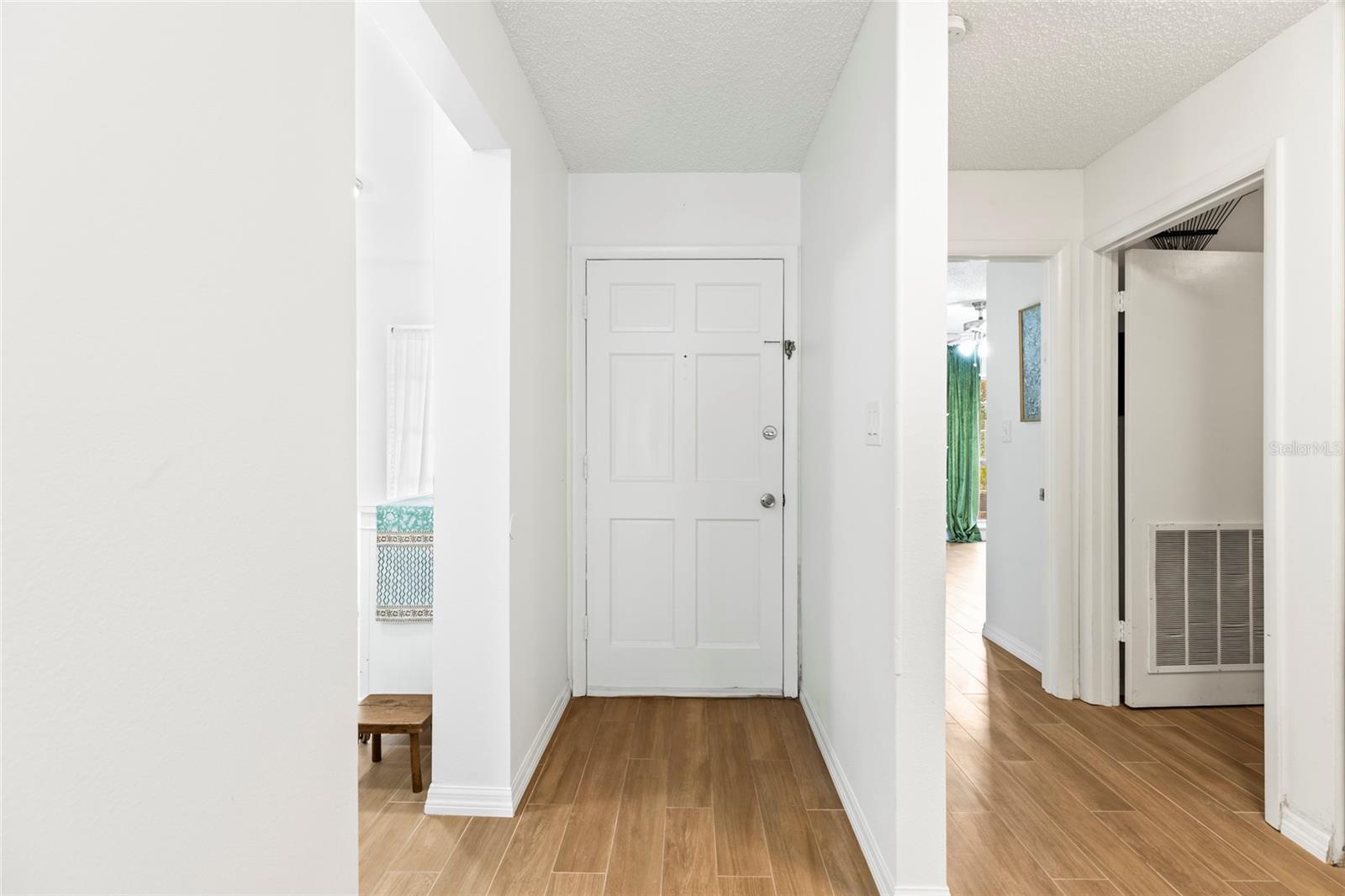 2064 SUNSET POINT RD #72, CLEARWATER, FL, 33765