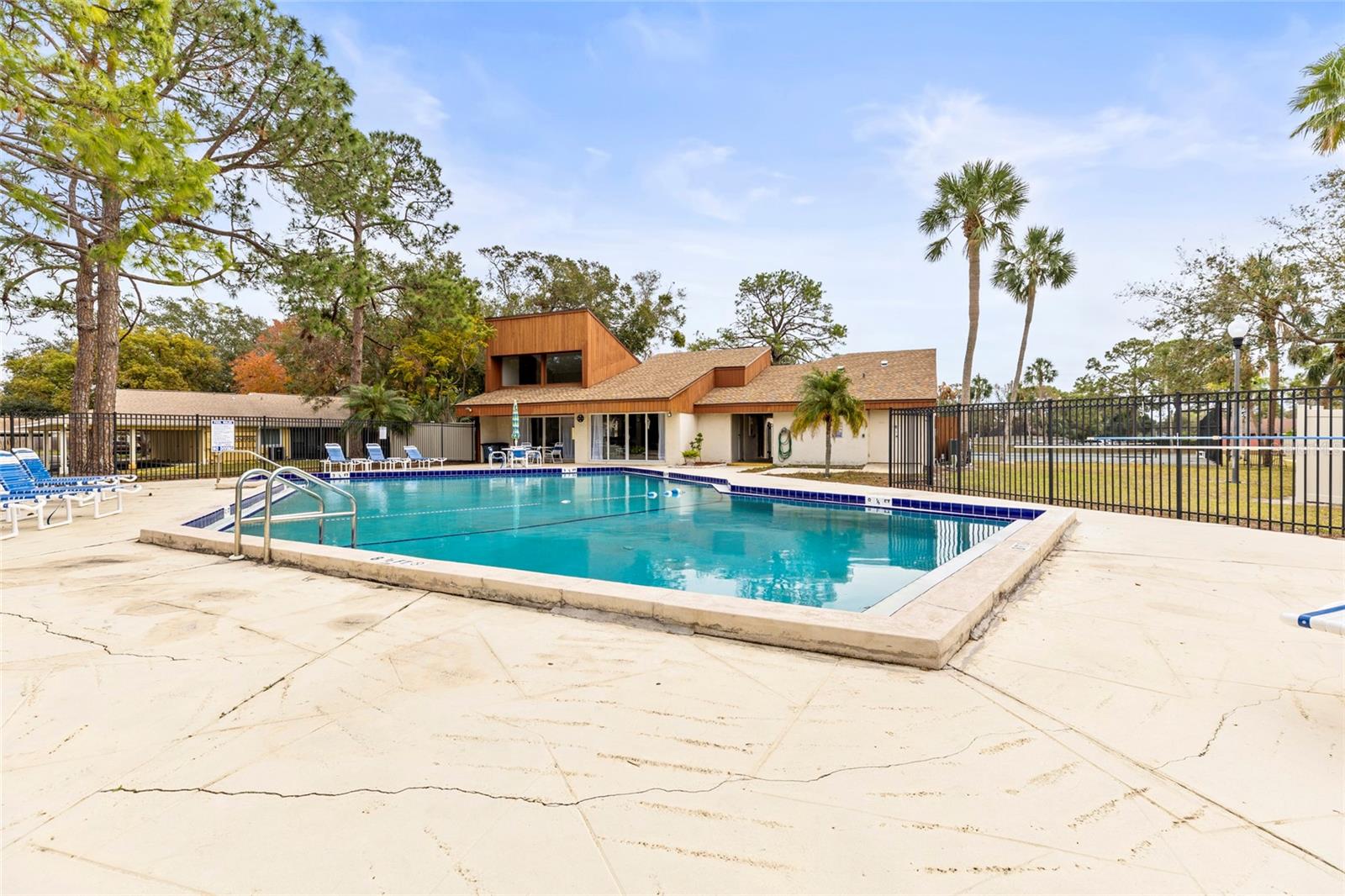 2064 SUNSET POINT RD #72, CLEARWATER, FL, 33765