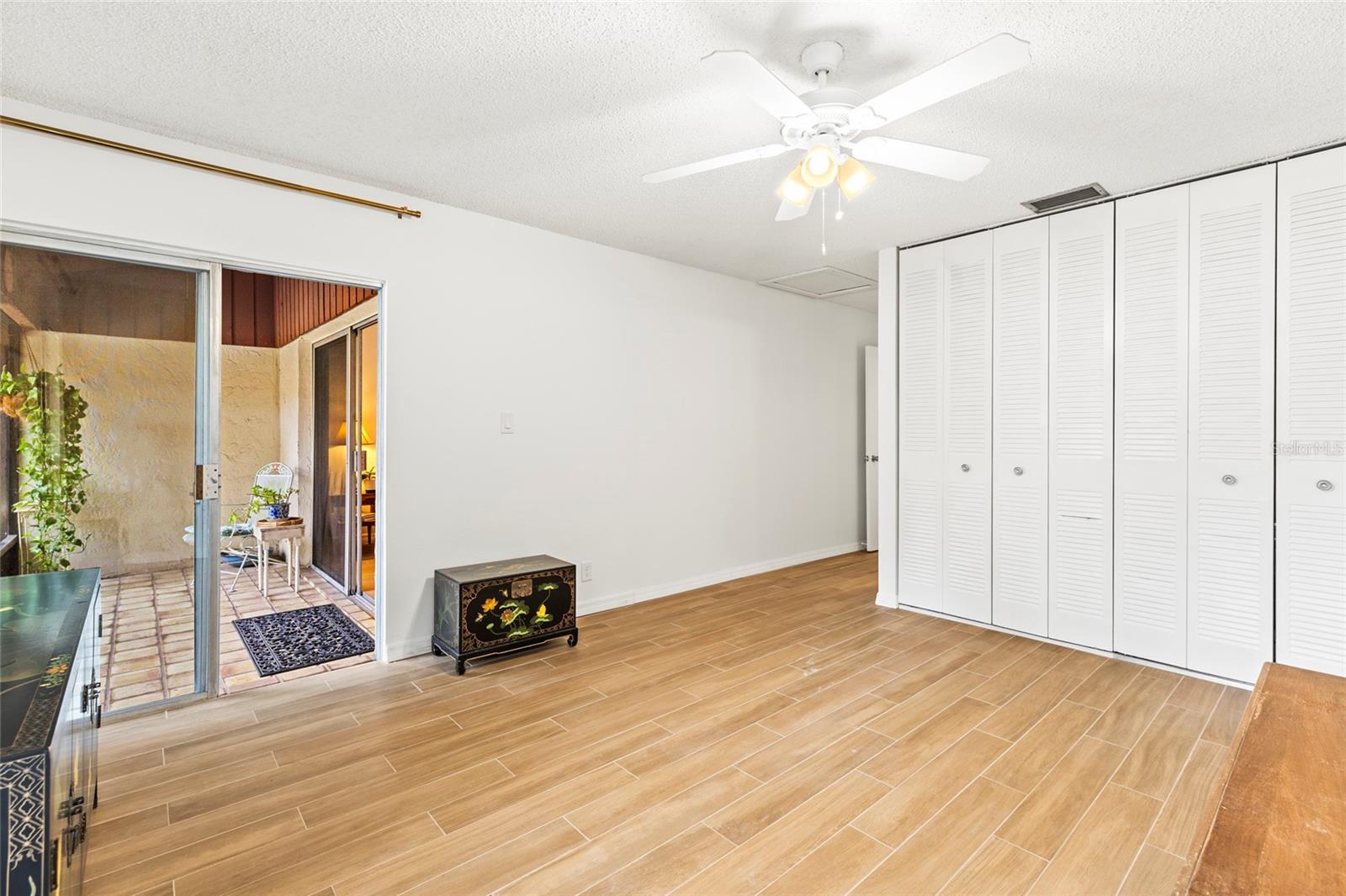2064 SUNSET POINT RD #72, CLEARWATER, FL, 33765