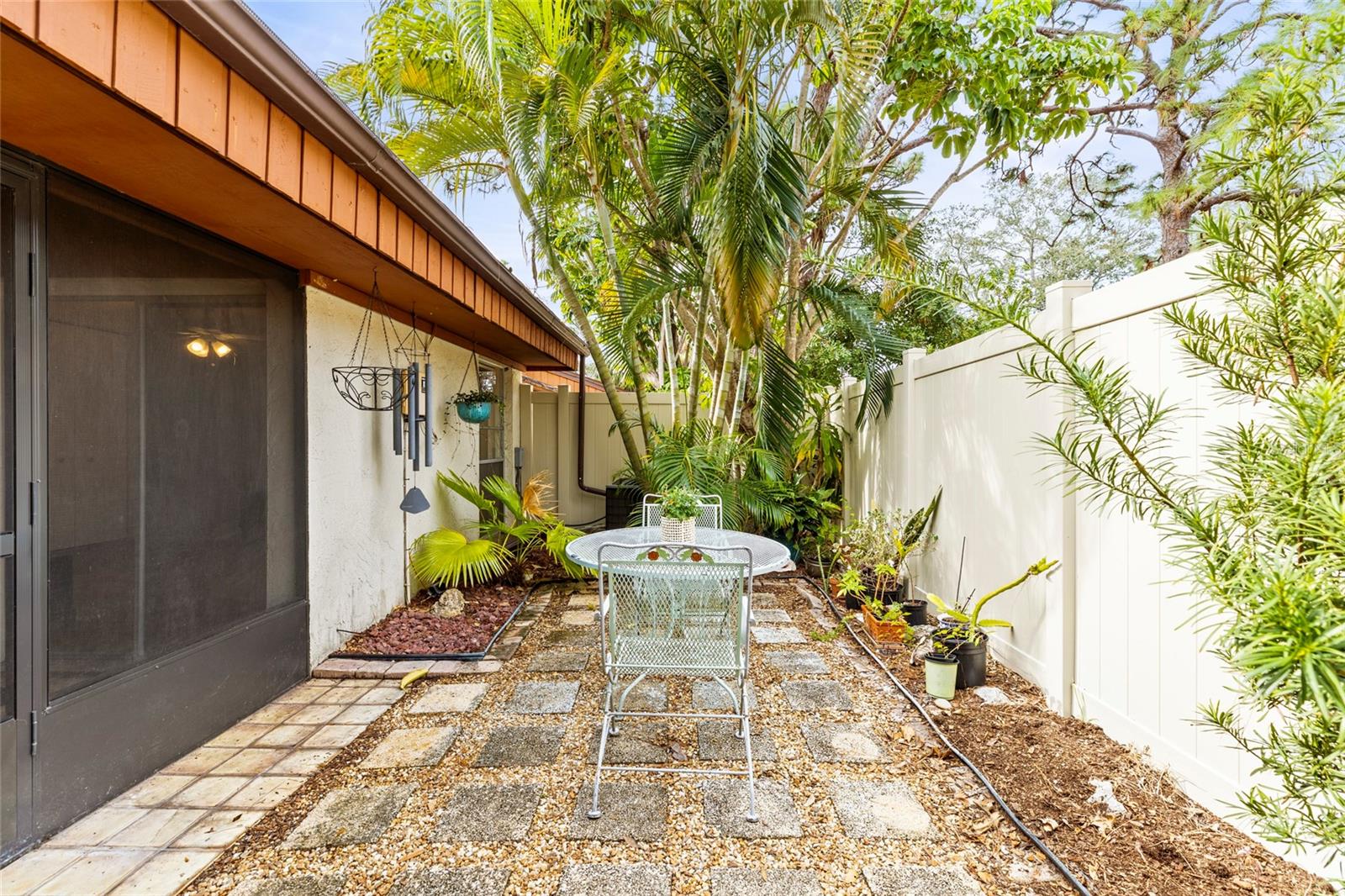 2064 SUNSET POINT RD #72, CLEARWATER, FL, 33765