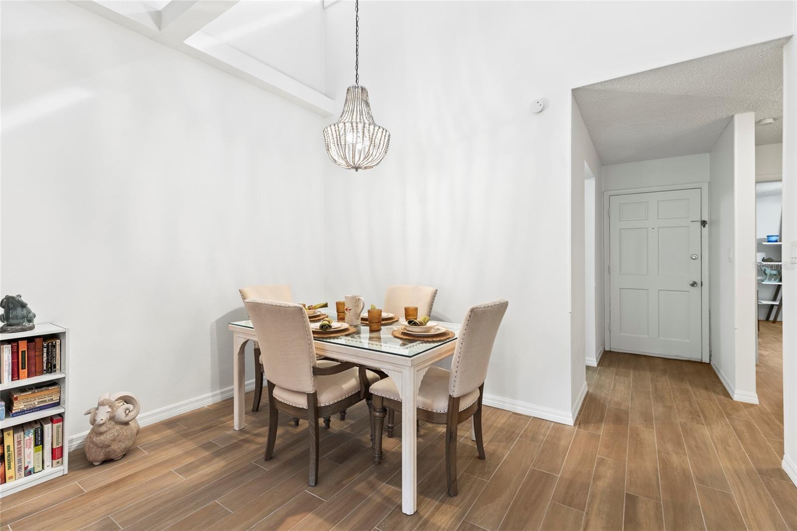 2064 SUNSET POINT RD #72, CLEARWATER, FL, 33765