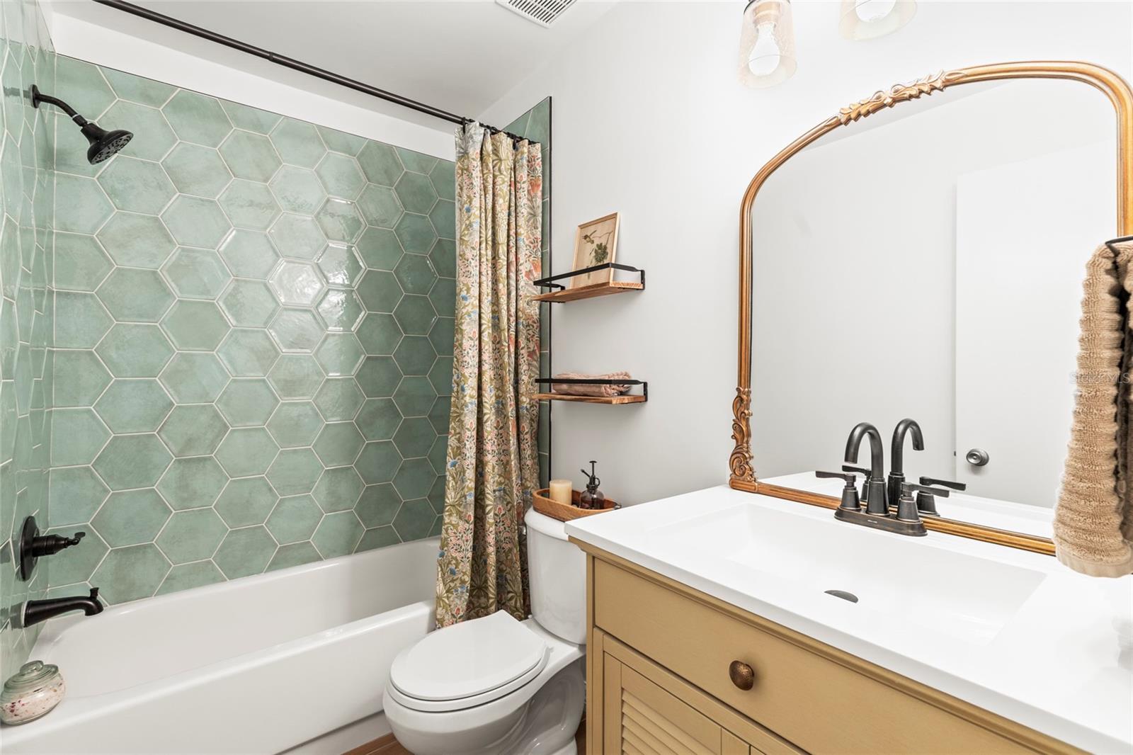 2064 SUNSET POINT RD #72, CLEARWATER, FL, 33765