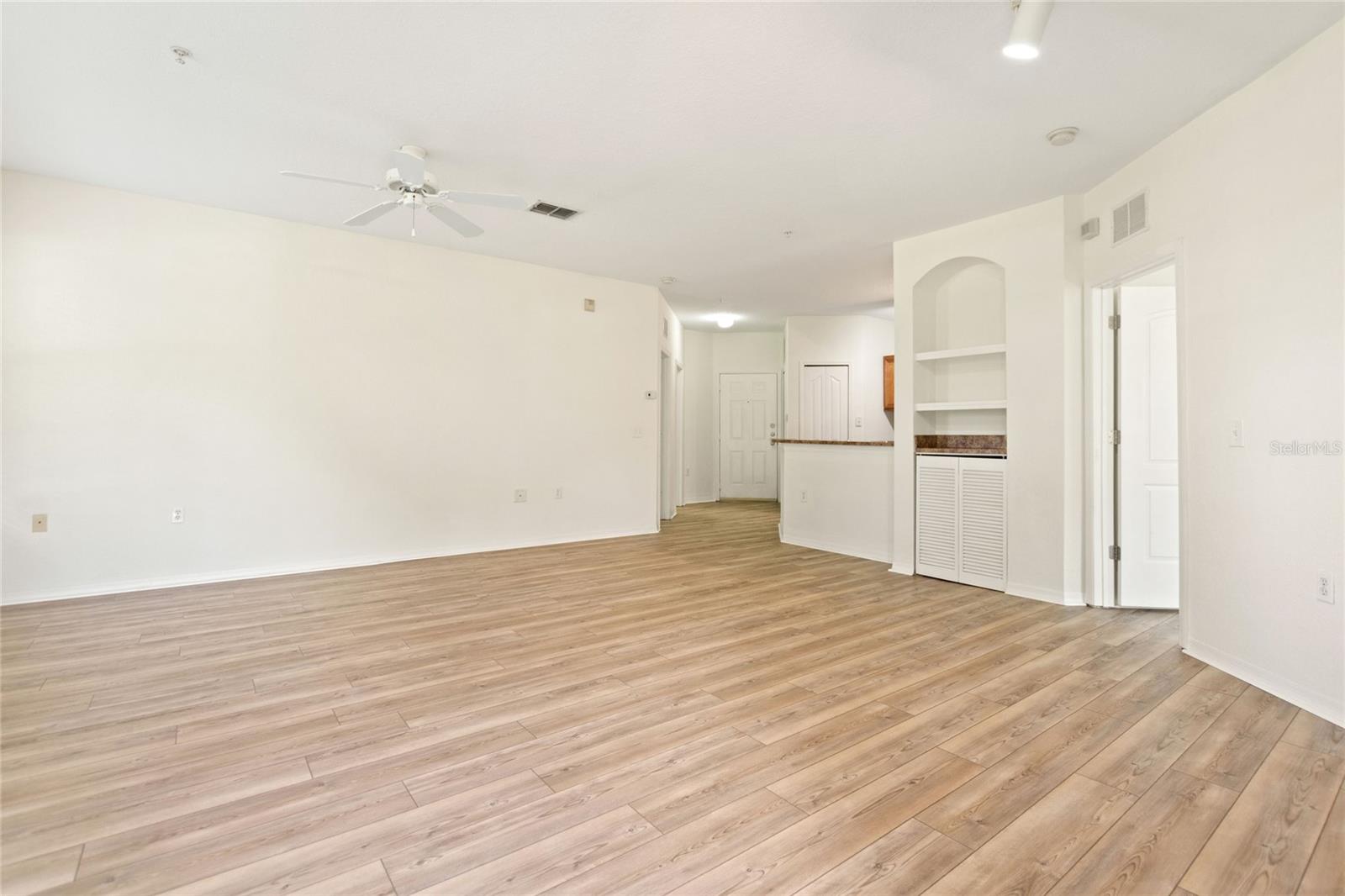 6177 METROWEST BLVD #202, ORLANDO, FL, 32835