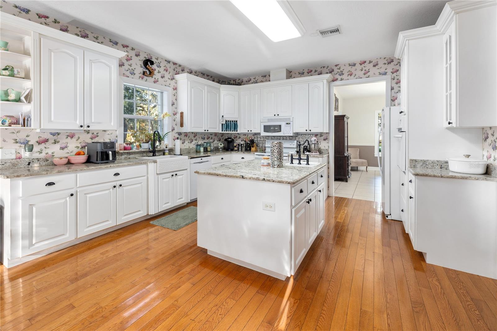 993 CR 722, WEBSTER, FL, 33597