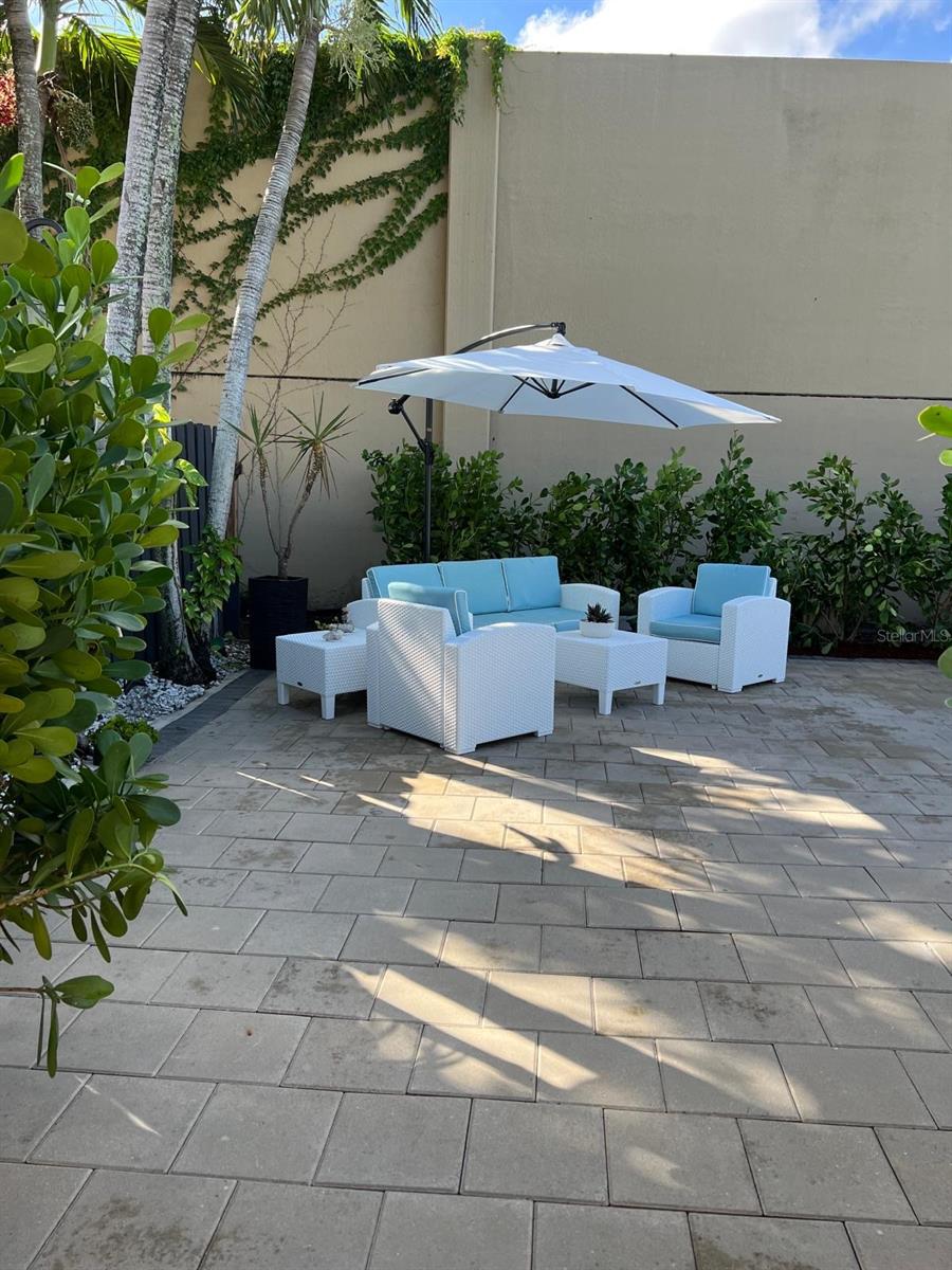 8914 NW 187TH ST, HIALEAH, FL, 33018