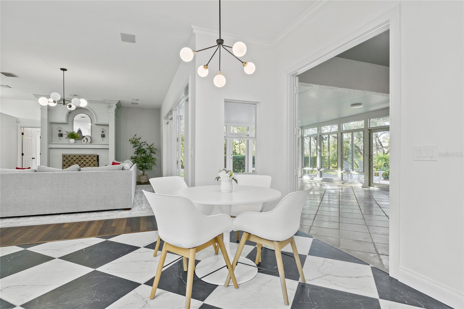 10411 PINE AVE, RIVERVIEW, FL, 33578