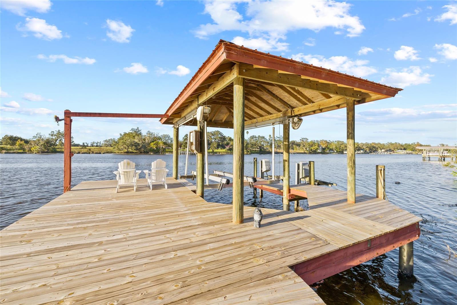 10411 PINE AVE, RIVERVIEW, FL, 33578