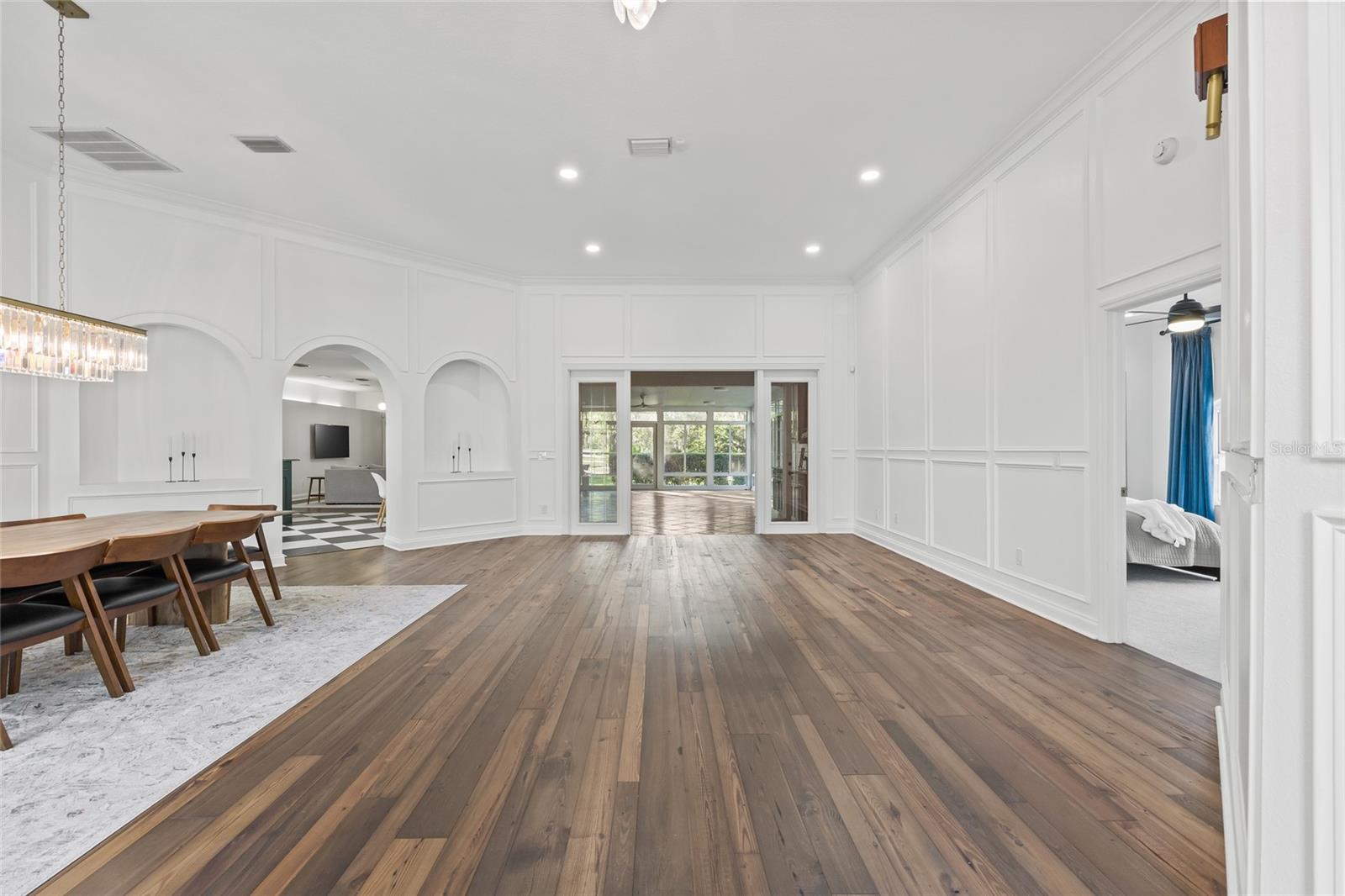 10411 PINE AVE, RIVERVIEW, FL, 33578