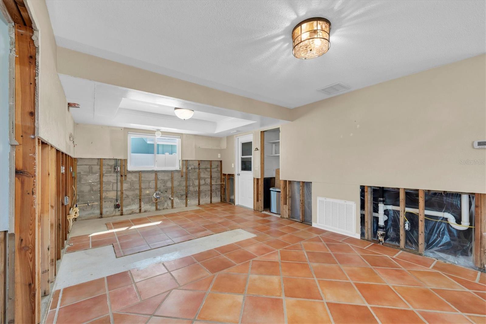 12475 4TH ST E, TREASURE ISLAND, FL, 33706