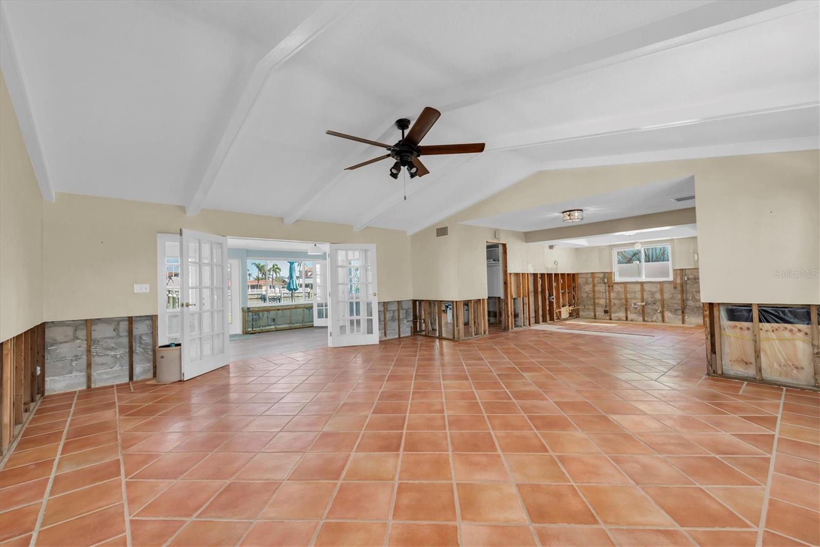 12475 4TH ST E, TREASURE ISLAND, FL, 33706