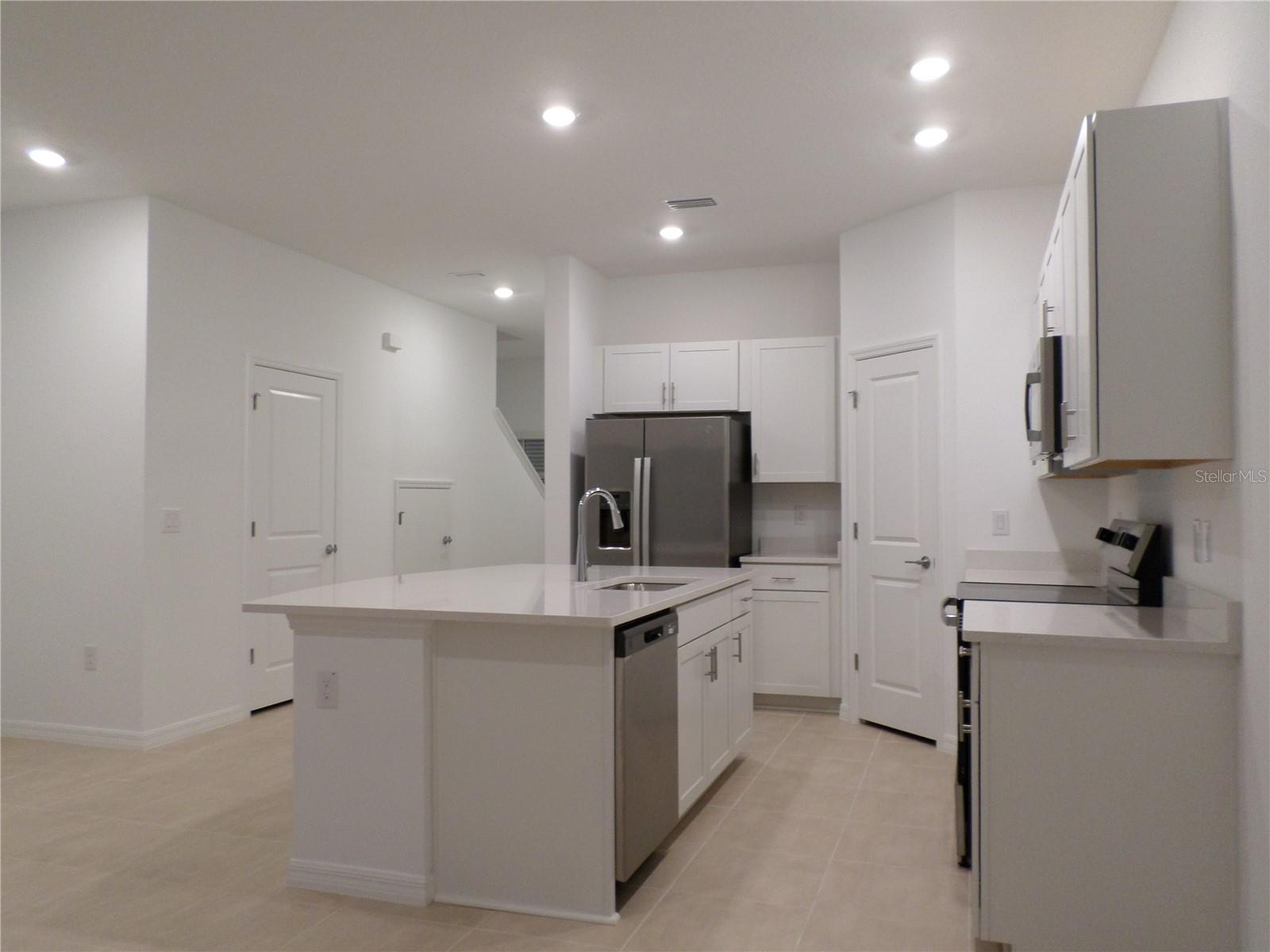 2188 HALLIER CV, WESLEY CHAPEL, FL, 33543