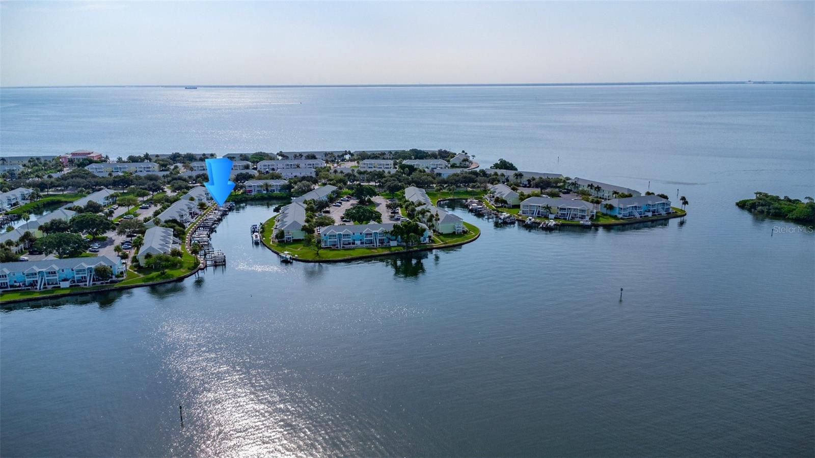 4827 COQUINA KEY DR SE #B, ST PETERSBURG, FL, 33705