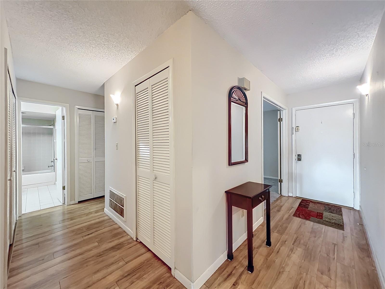 2 ESCONDIDO CIR #190, ALTAMONTE SPRINGS, FL, 32701