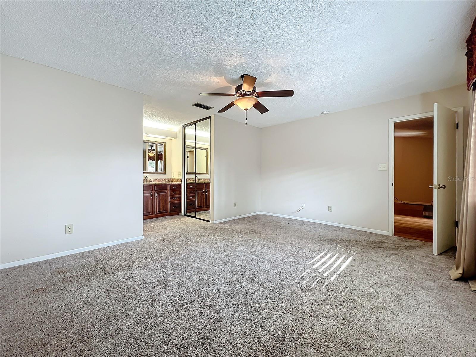 2 ESCONDIDO CIR #190, ALTAMONTE SPRINGS, FL, 32701