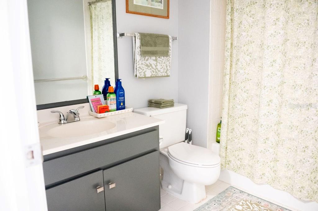3724 GLEN OAKS MANOR DR, SARASOTA, FL, 34232