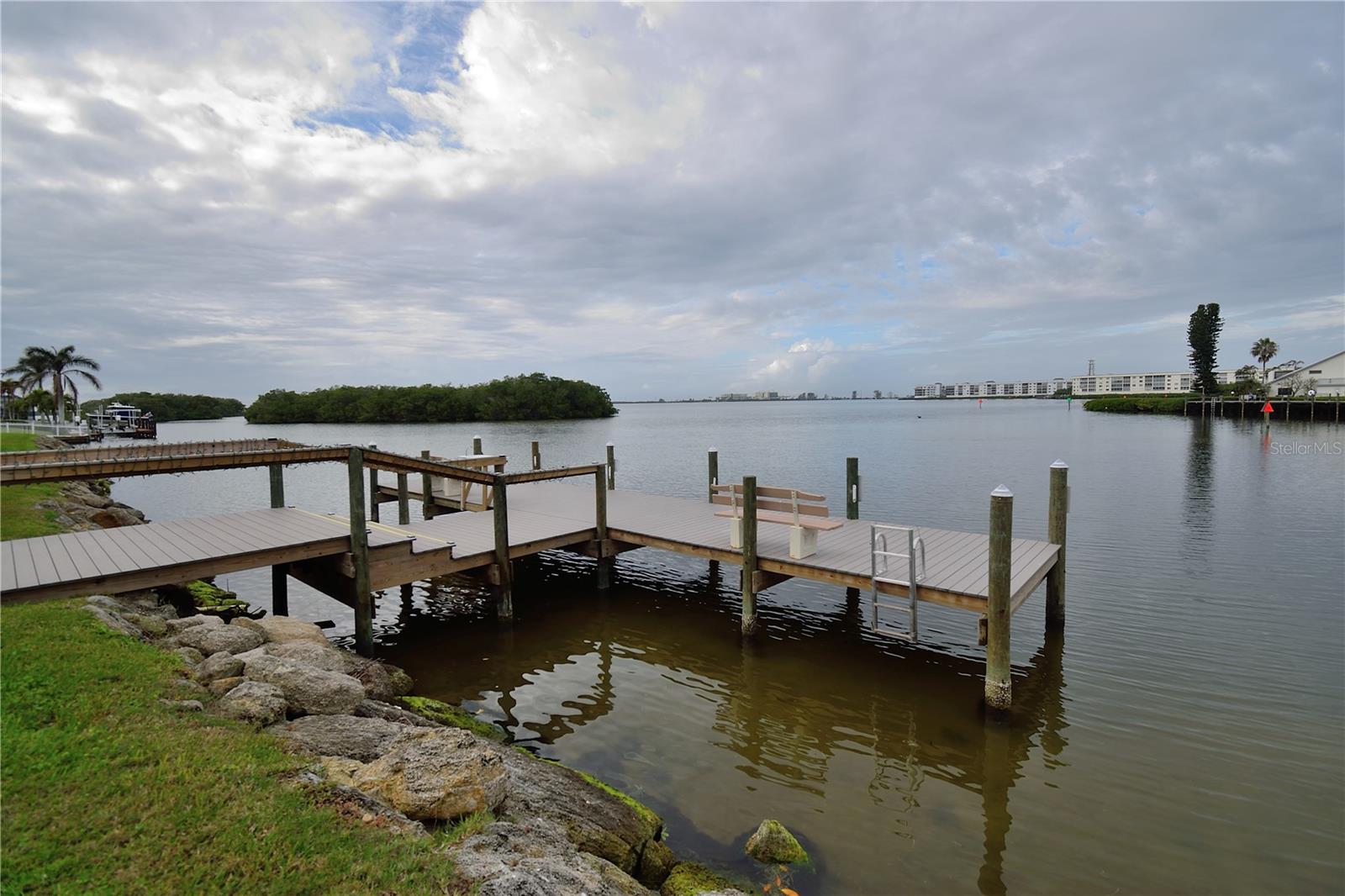 200 S BANANA RIVER BLVD #1204, COCOA BEACH, FL, 32931