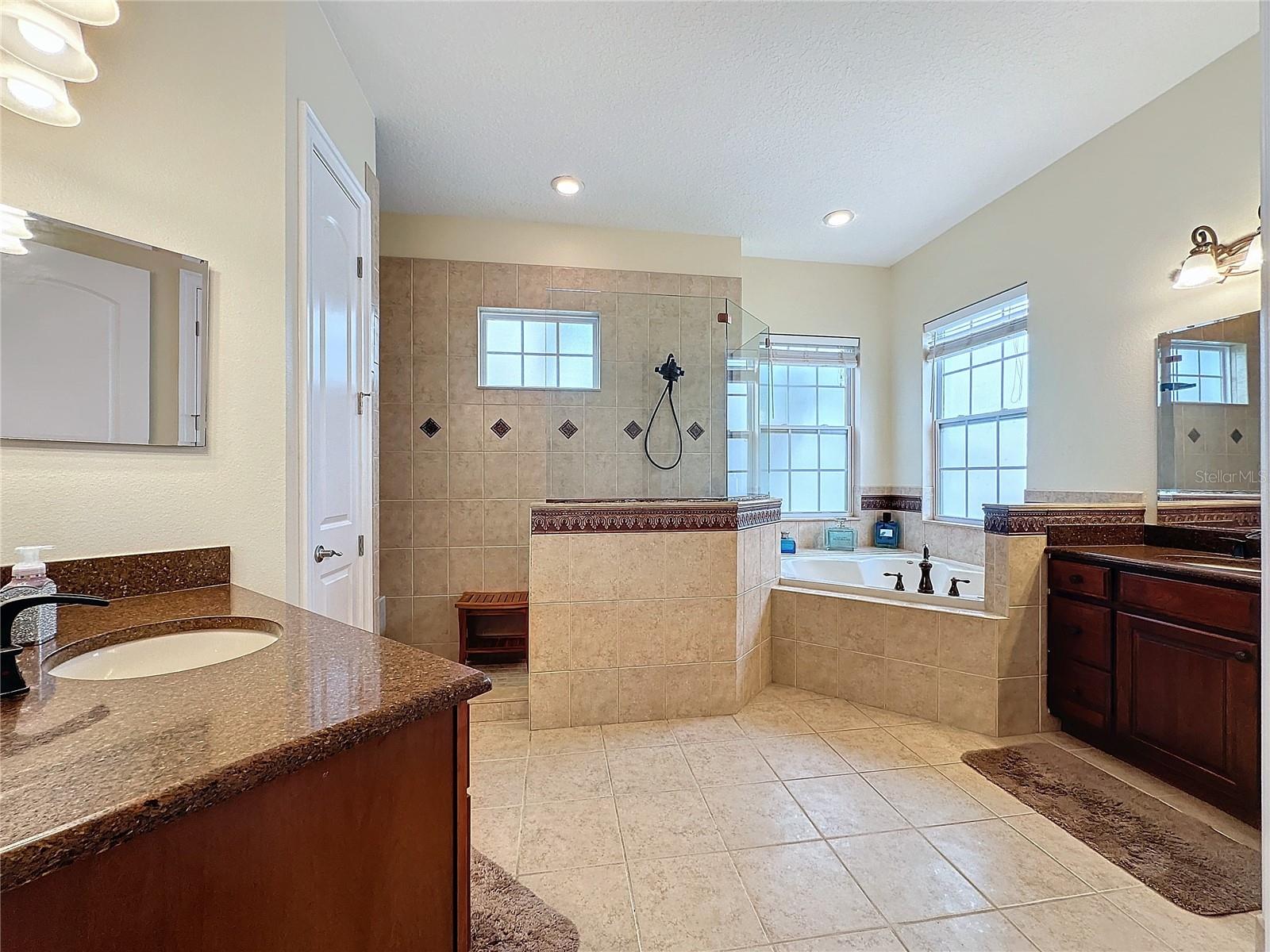 3301 BUCKINGHAM WAY, ST CLOUD, FL, 34772