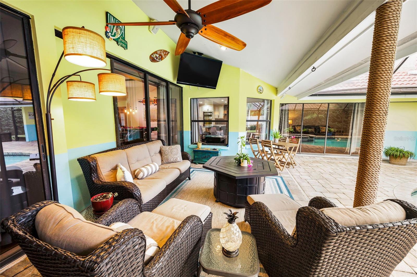 161 WOODCREEK DR N, SAFETY HARBOR, FL, 34695