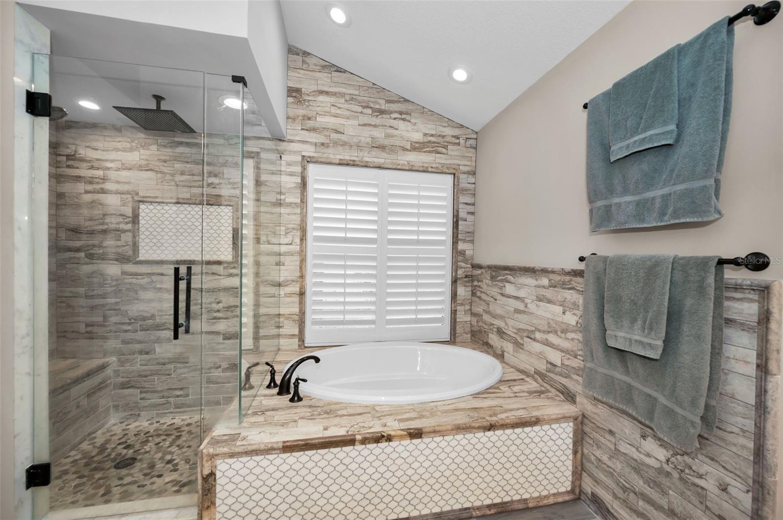 161 WOODCREEK DR N, SAFETY HARBOR, FL, 34695