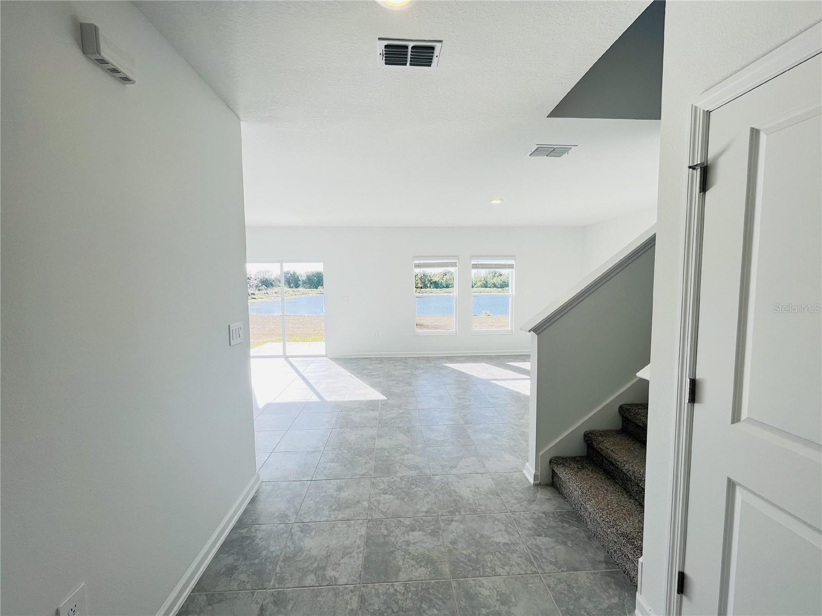 1245 DEEPWATER CIR, EAGLE LAKE, FL, 33839