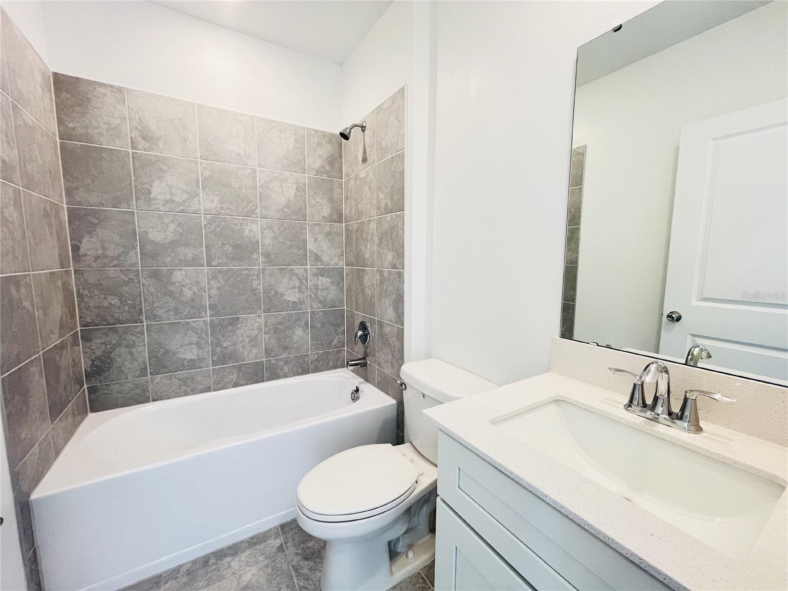 1245 DEEPWATER CIR, EAGLE LAKE, FL, 33839