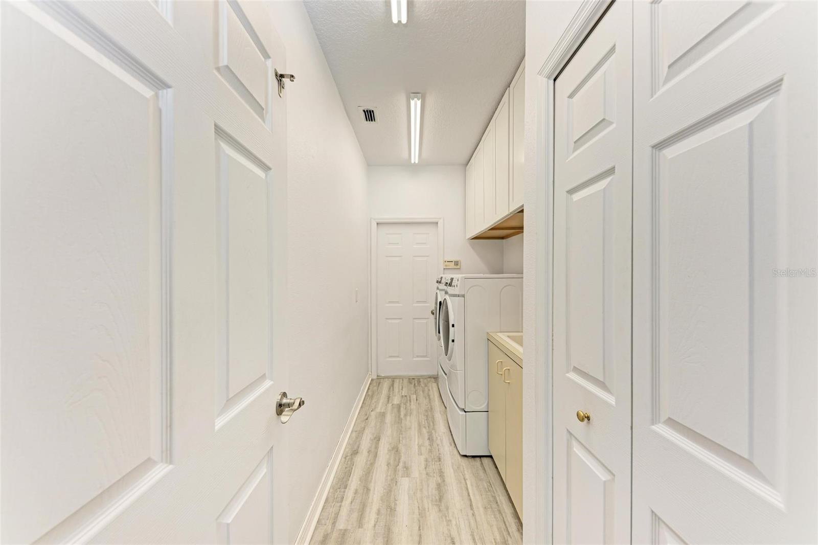 1101 PALM VIEW RD, SARASOTA, FL, 34240