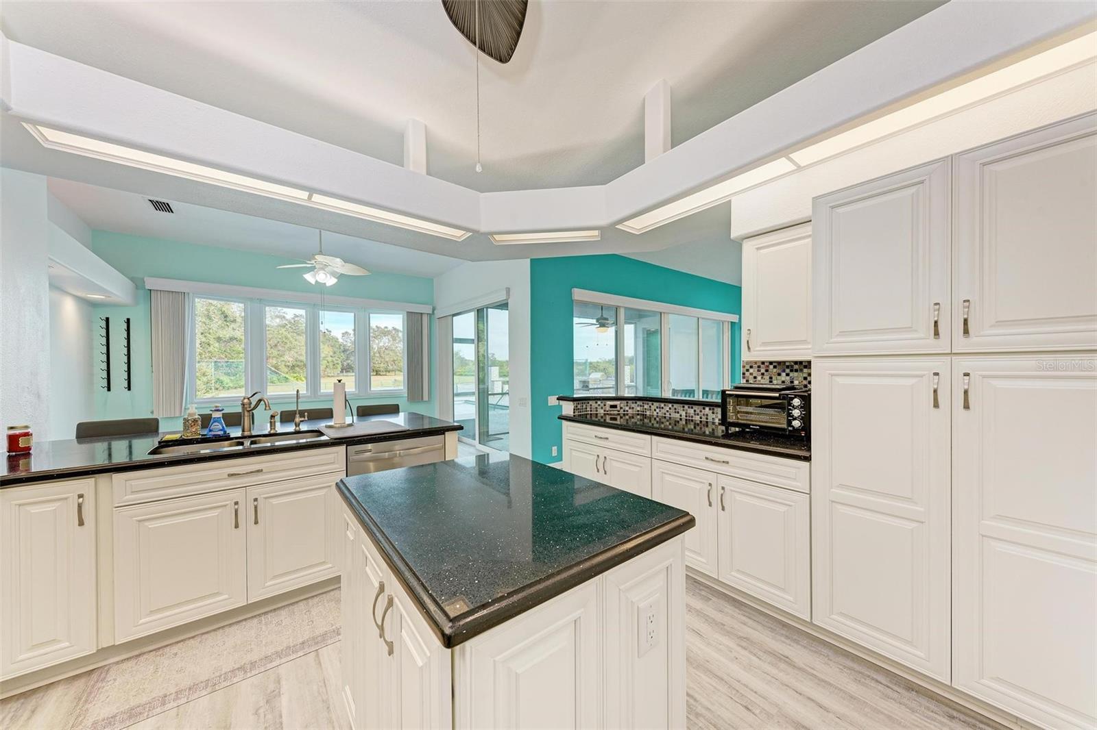 1101 PALM VIEW RD, SARASOTA, FL, 34240