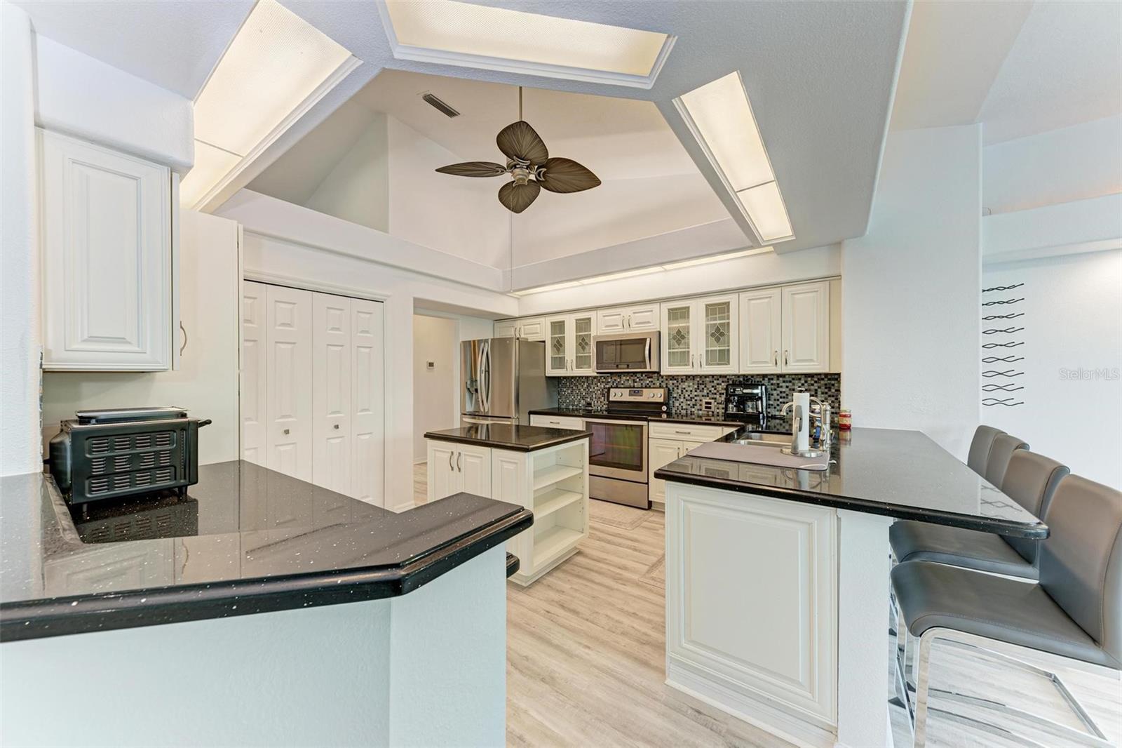 1101 PALM VIEW RD, SARASOTA, FL, 34240