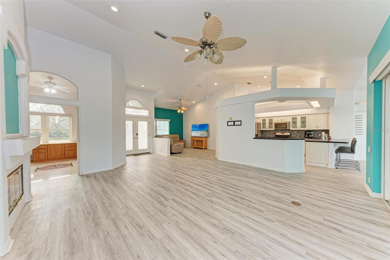 1101 PALM VIEW RD, SARASOTA, FL, 34240