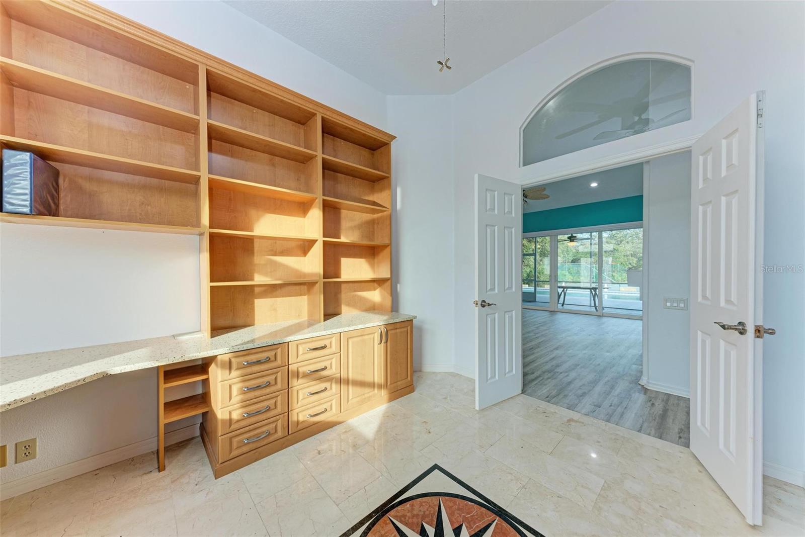1101 PALM VIEW RD, SARASOTA, FL, 34240