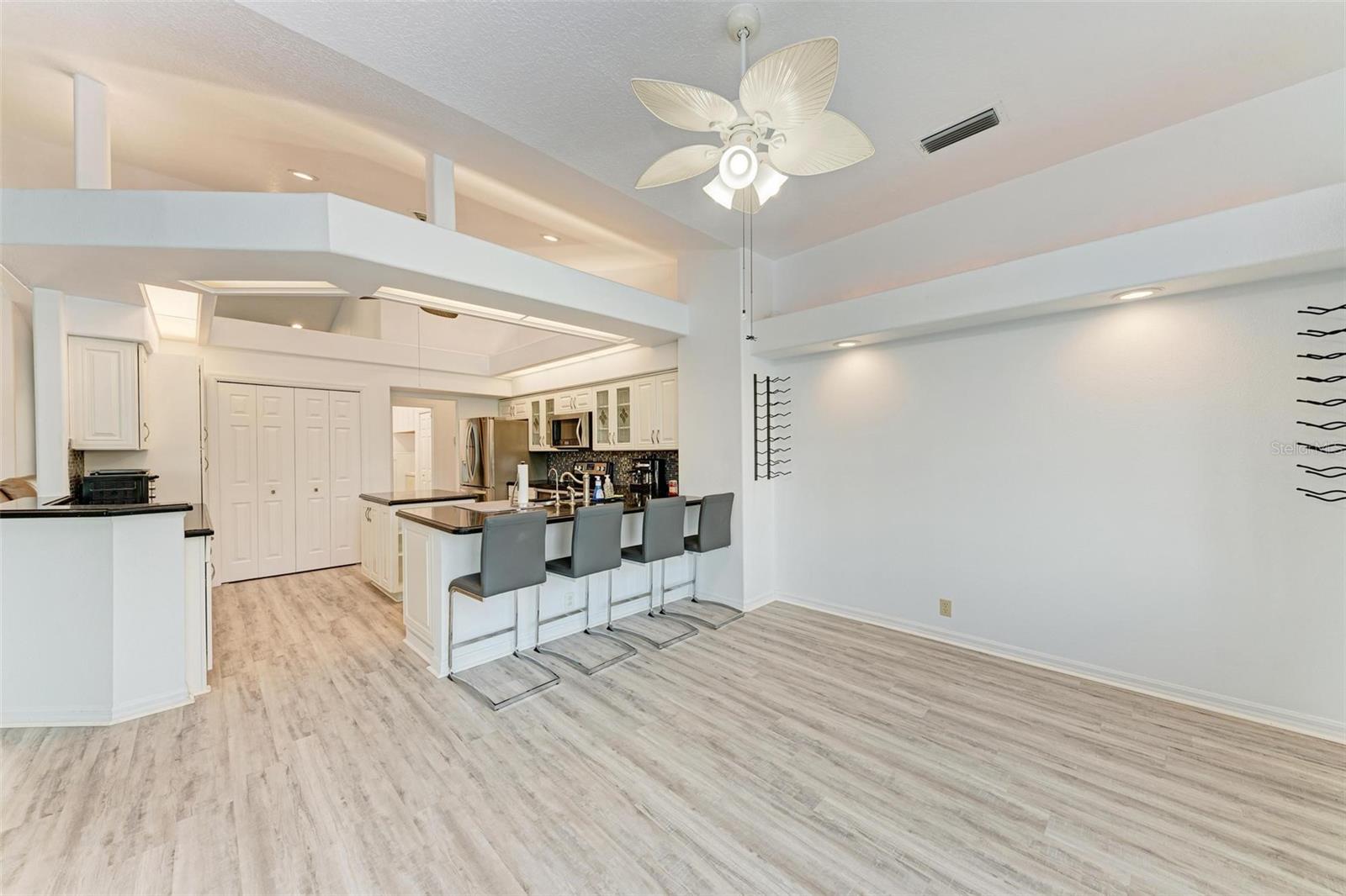 1101 PALM VIEW RD, SARASOTA, FL, 34240
