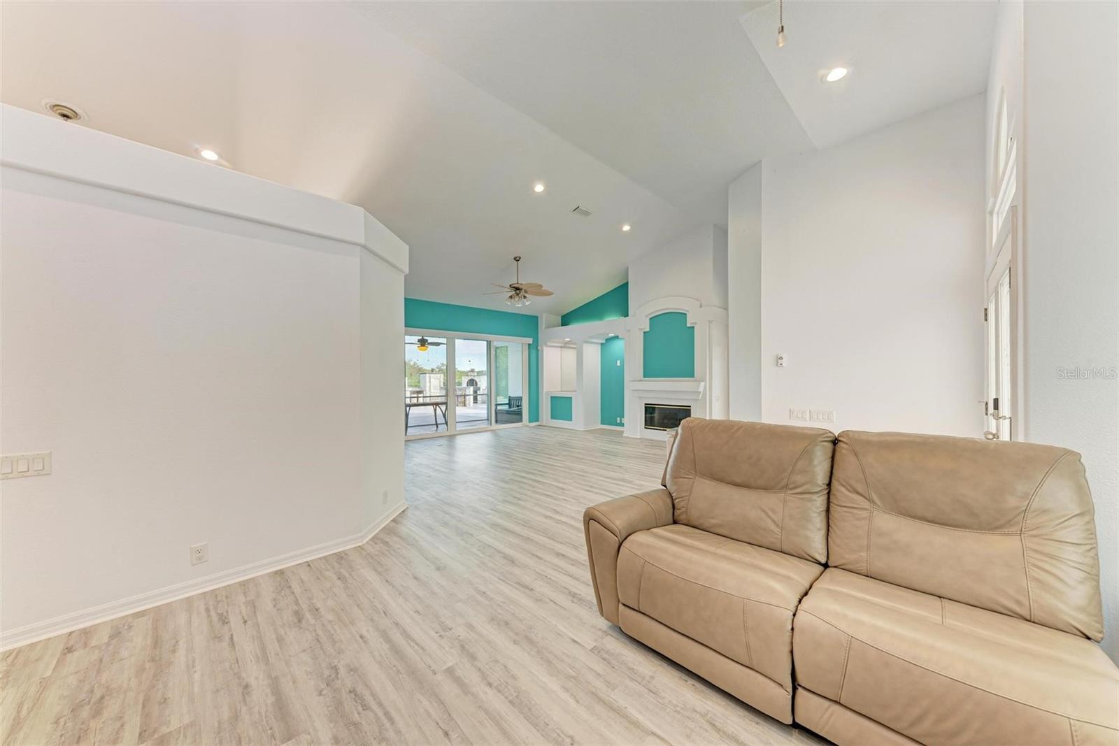1101 PALM VIEW RD, SARASOTA, FL, 34240