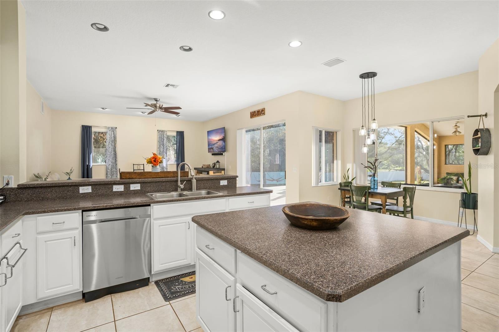 1855 S LEHIGH DR, DELTONA, FL, 32738