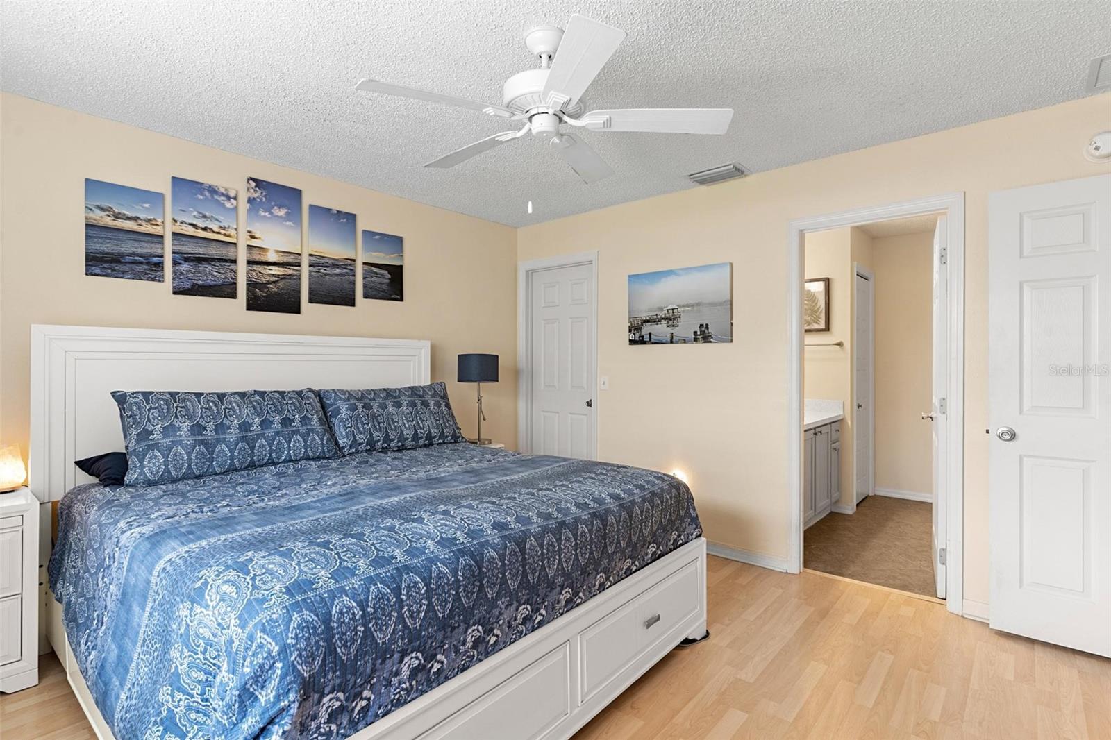 869 AIKEN AVE, THE VILLAGES, FL, 32162