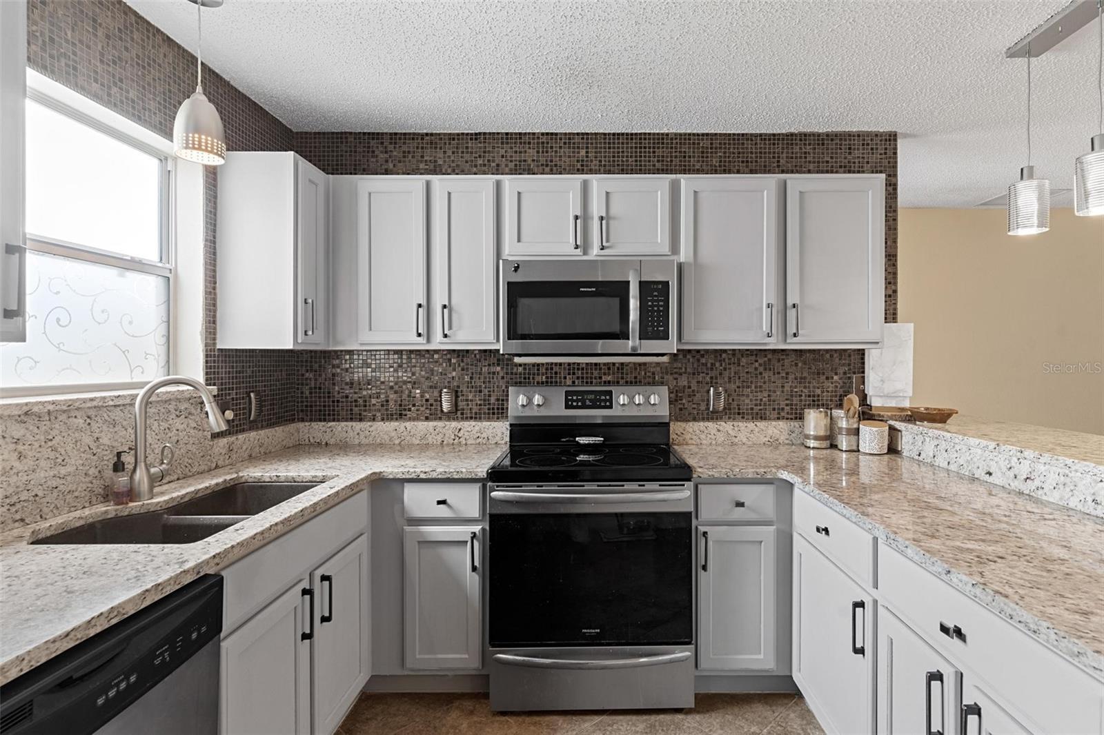 869 AIKEN AVE, THE VILLAGES, FL, 32162