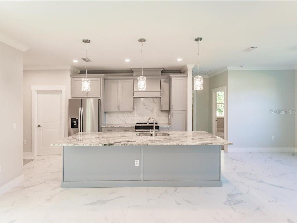 14422 CHAMBERLAIN BLVD, PORT CHARLOTTE, FL, 33953
