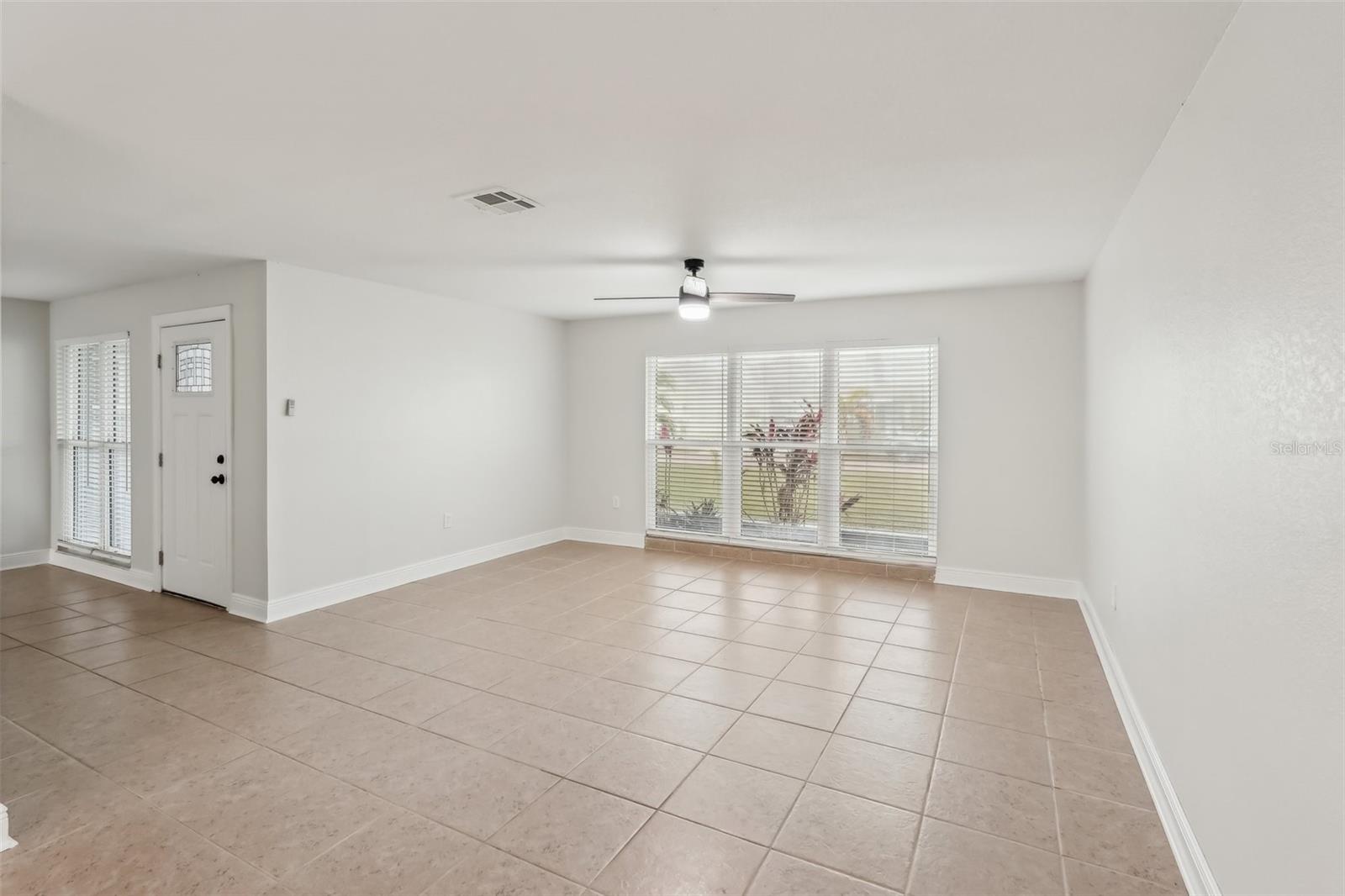 17 GOLFVIEW RD, ROTONDA WEST, FL, 33947
