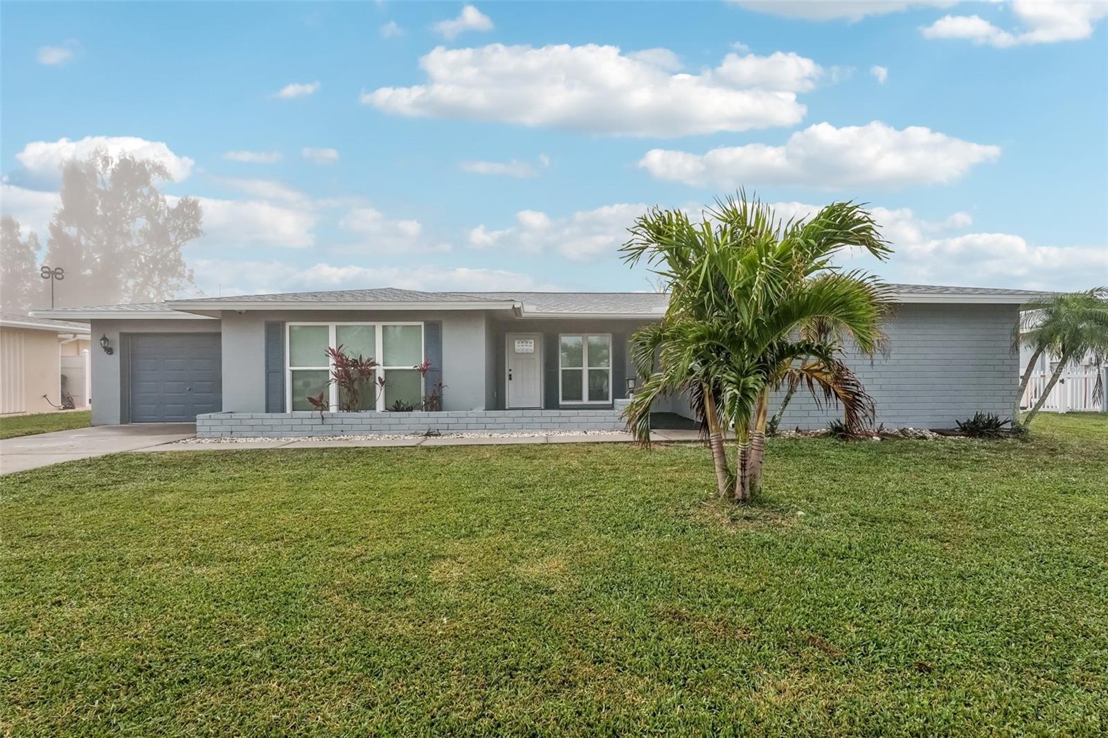 17 GOLFVIEW RD, ROTONDA WEST, FL, 33947