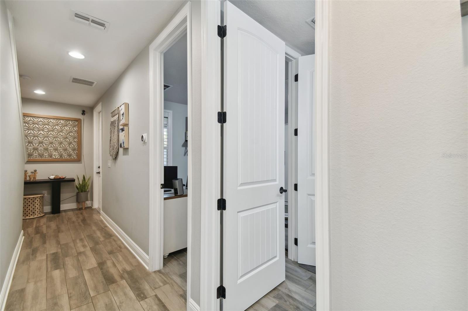 1807 W AZEELE ST #2, TAMPA, FL, 33606