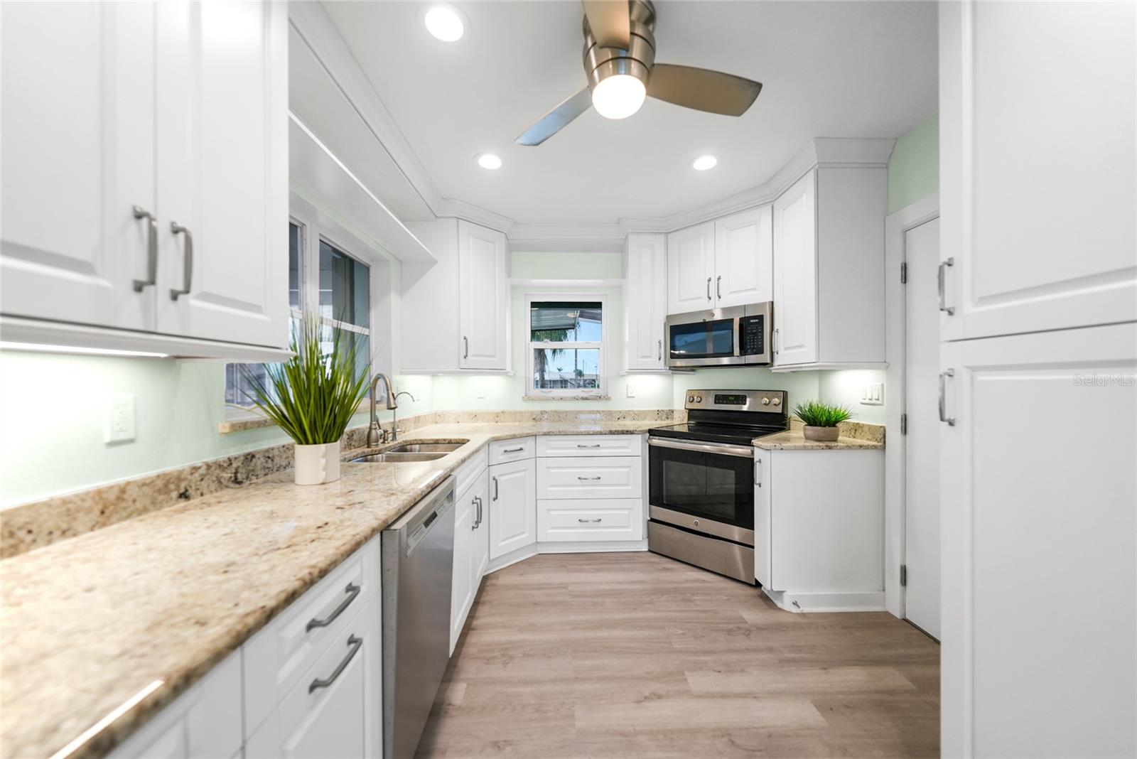 115 LELAND ST SE, PORT CHARLOTTE, FL, 33952