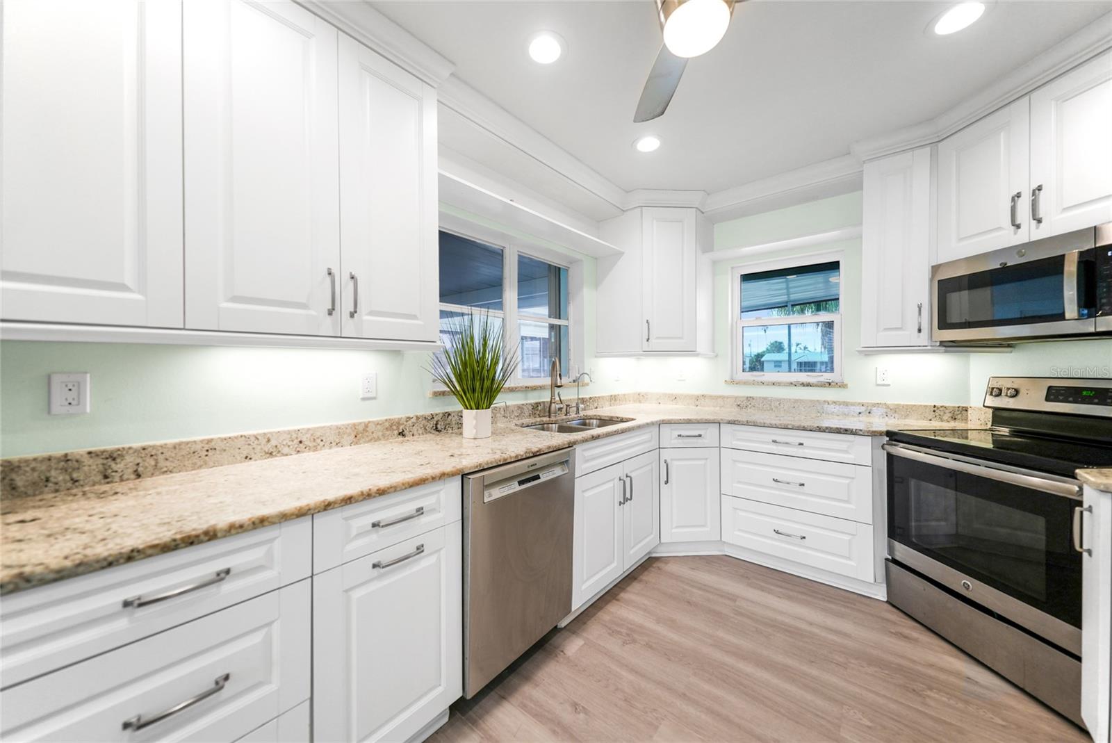 115 LELAND ST SE, PORT CHARLOTTE, FL, 33952