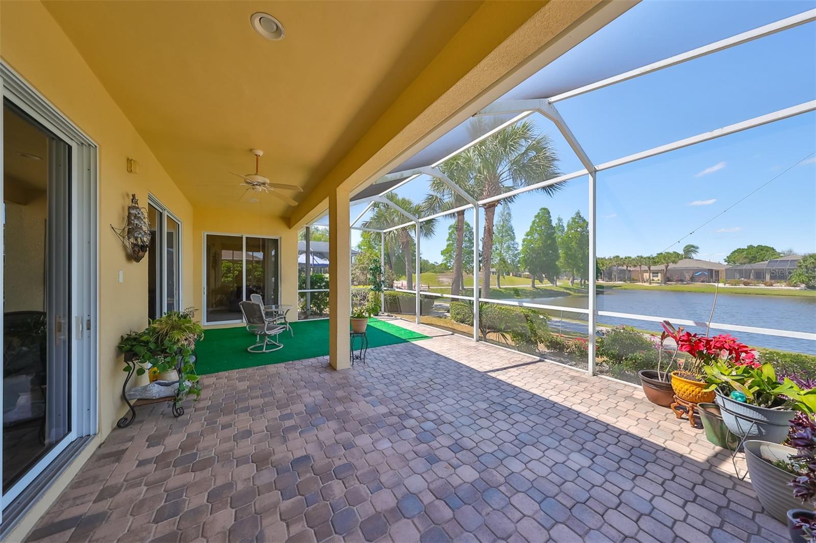 1007 EMERALD DUNES DR, SUN CITY CENTER, FL, 33573