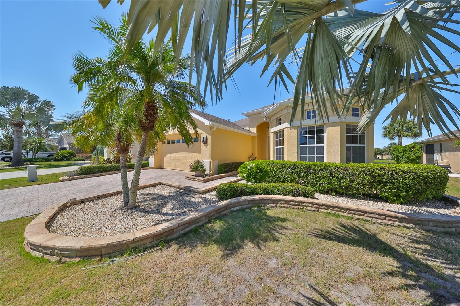 1007 EMERALD DUNES DR, SUN CITY CENTER, FL, 33573