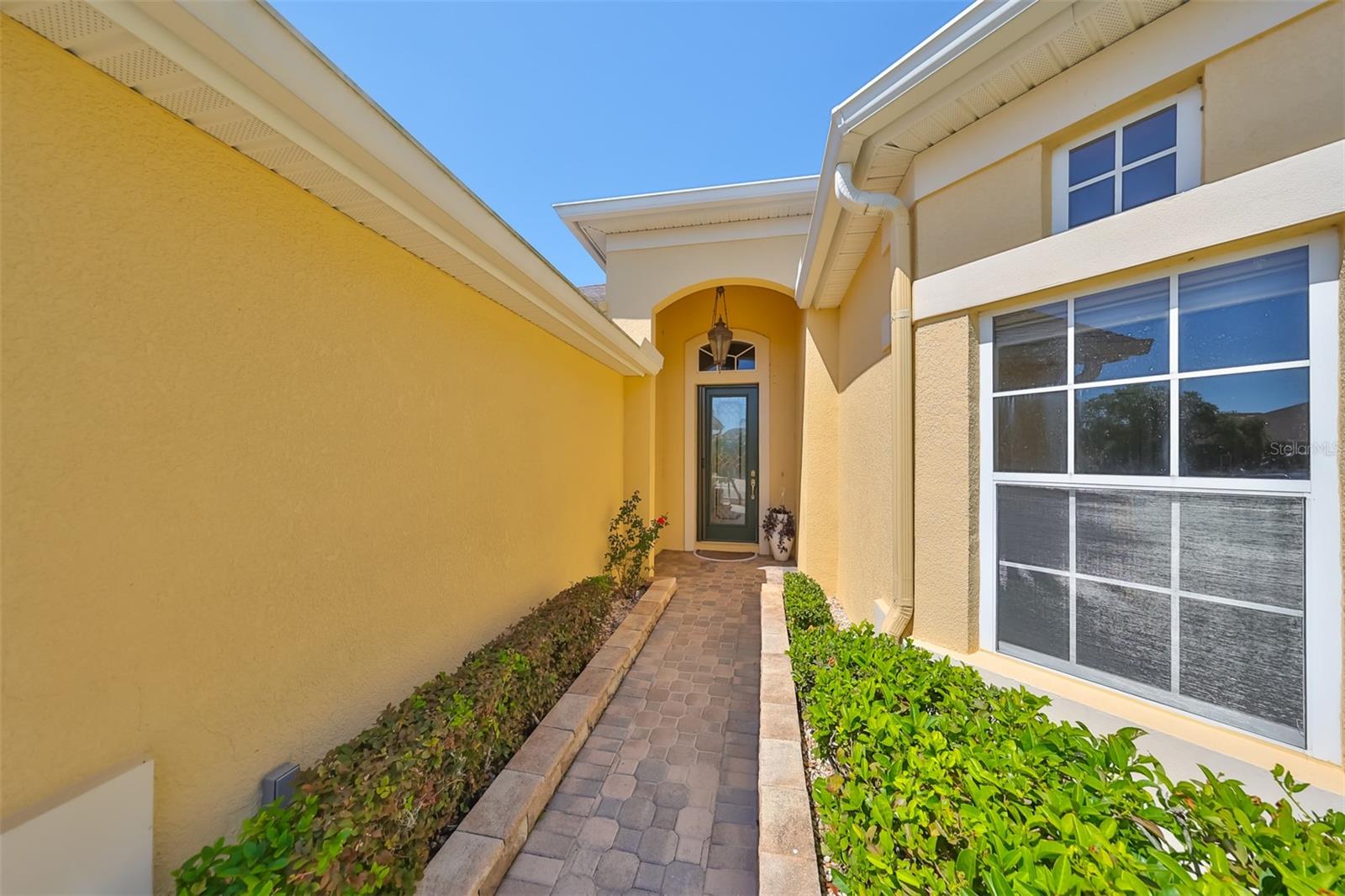 1007 EMERALD DUNES DR, SUN CITY CENTER, FL, 33573