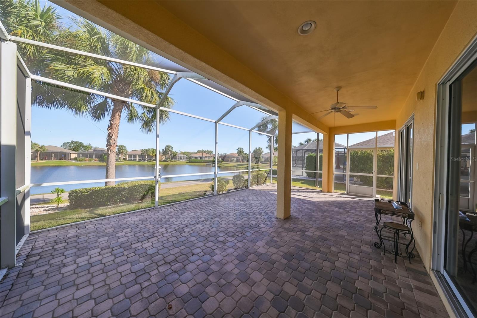 1007 EMERALD DUNES DR, SUN CITY CENTER, FL, 33573
